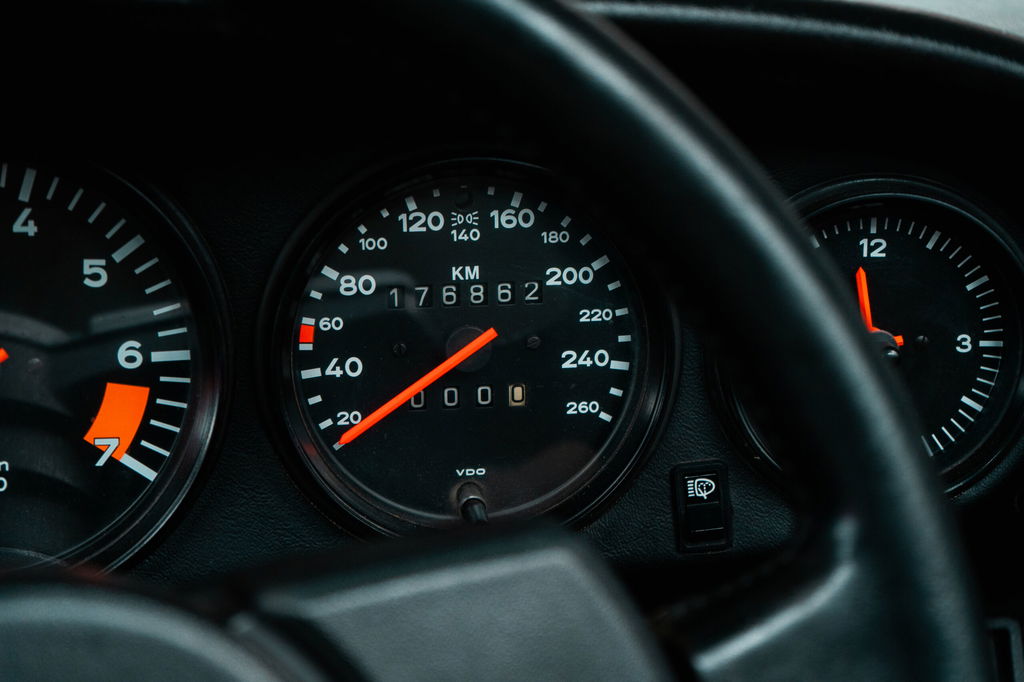 Porsche 911 Carrera 3.2