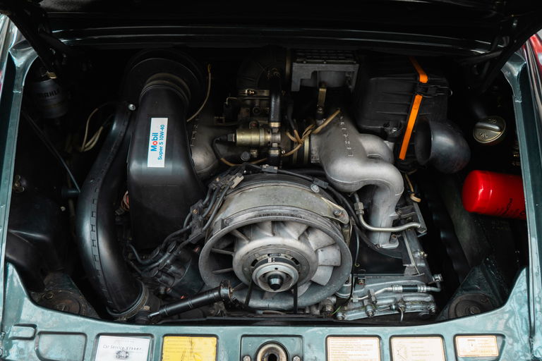 Porsche 911 Carrera 3.2