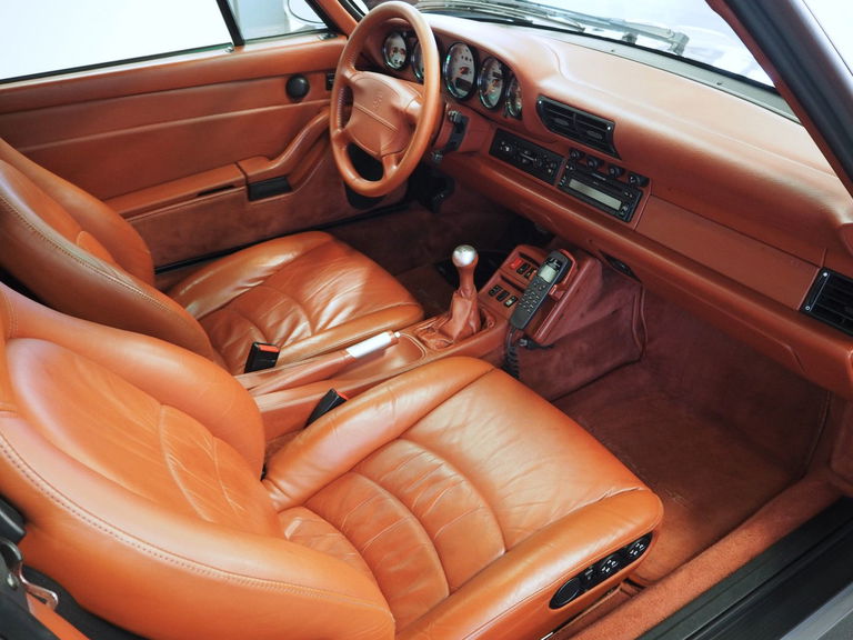 Porsche 993 Carrera 4