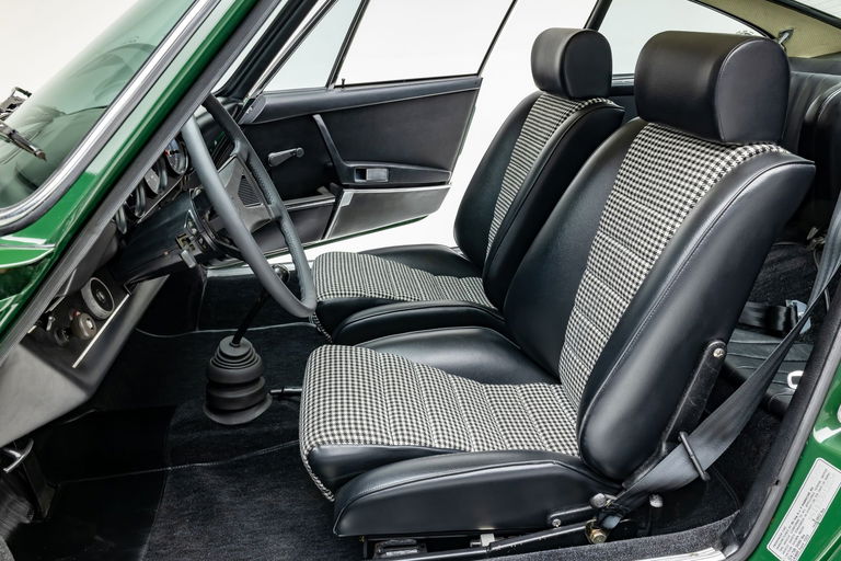 Porsche 911 S (F-Modell)