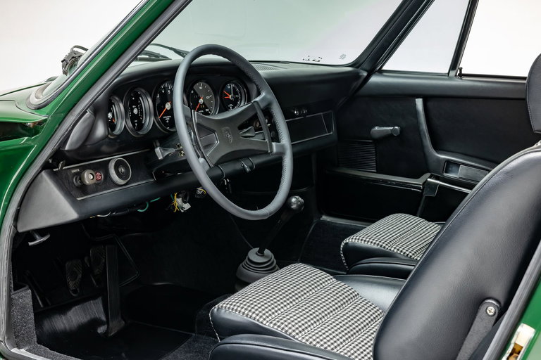 Porsche 911 S (F-Modell)