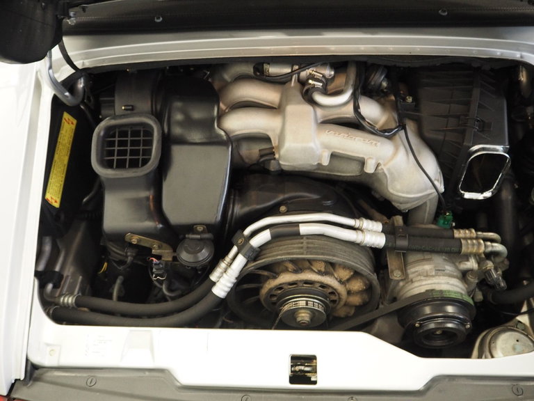 Porsche 993 Carrera 4