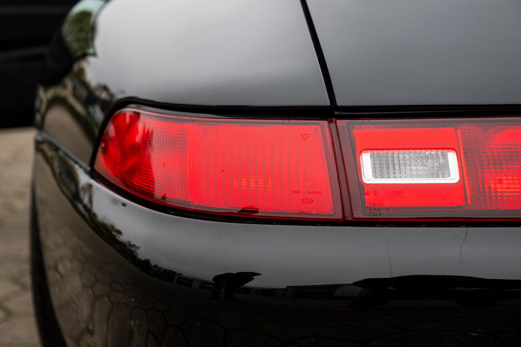 Porsche 993 Carrera 4S