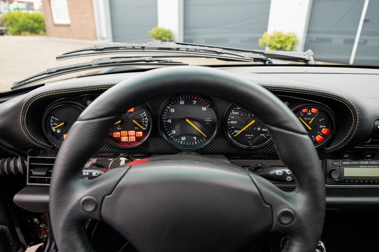 Porsche 993 Carrera 4S