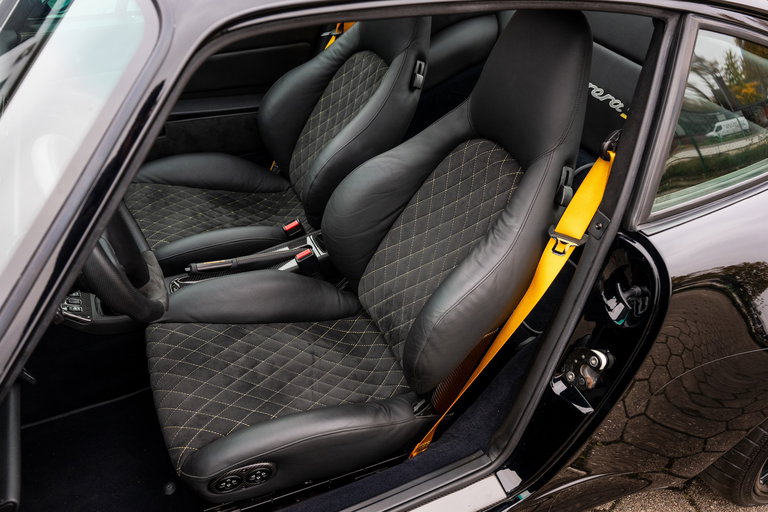 Porsche 993 Carrera 4S