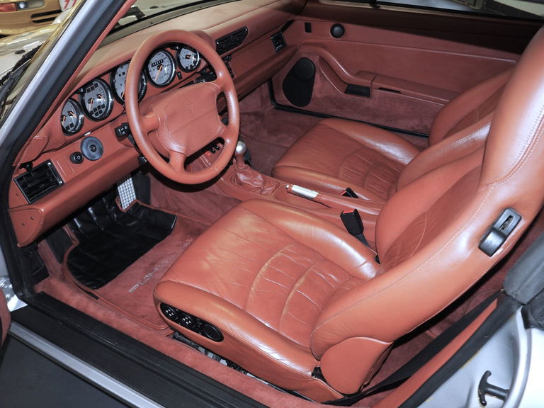 Porsche 993 Carrera 4
