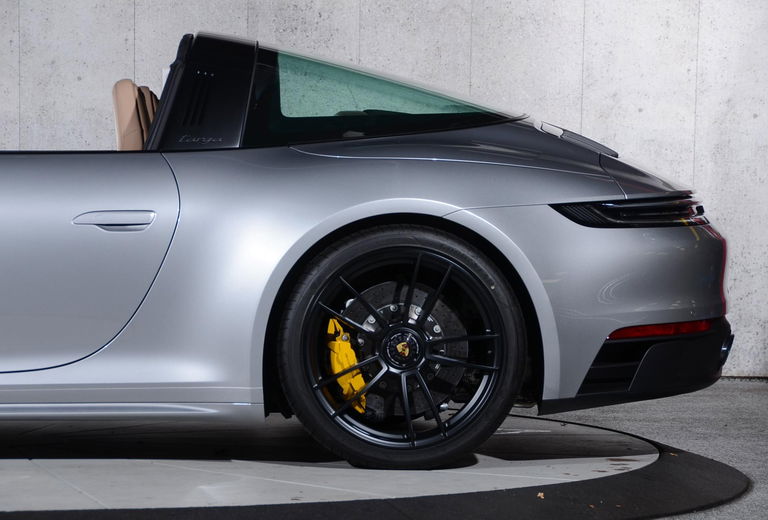 Porsche 992 Targa 4 GTS