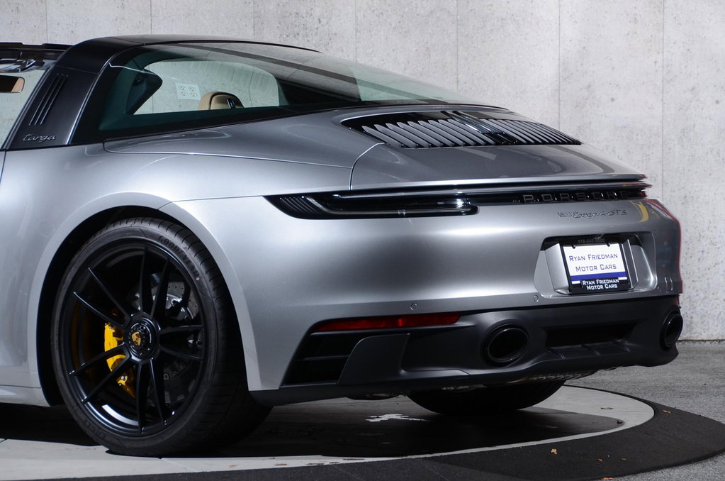 Porsche 992 Targa 4 GTS