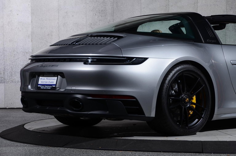 Porsche 992 Targa 4 GTS
