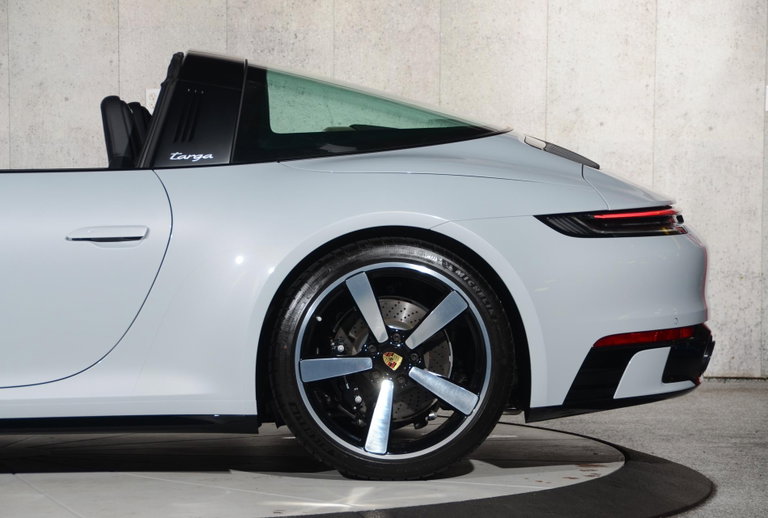 Porsche 992 Targa 4S