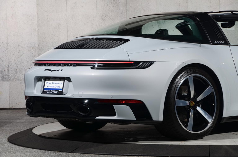 Porsche 992 Targa 4S
