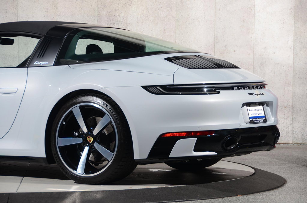 Porsche 992 Targa 4S