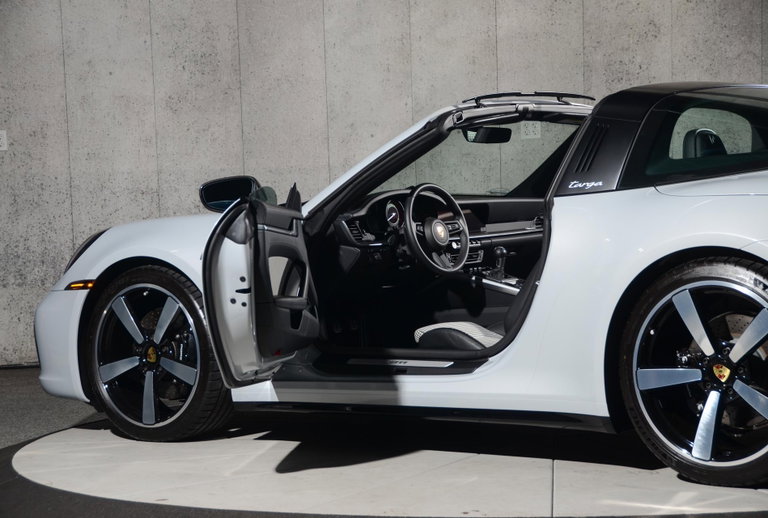 Porsche 992 Targa 4S