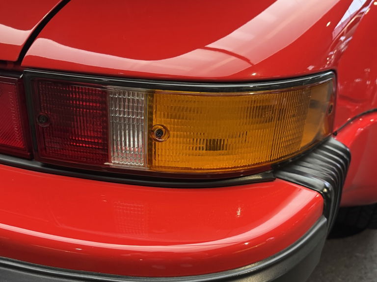 Porsche 911 Turbo 3.3