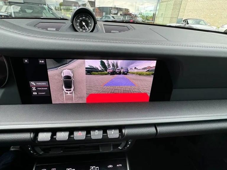 Porsche 992 Carrera 4S