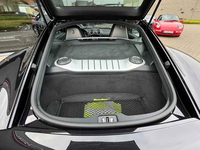 Porsche 981 Cayman