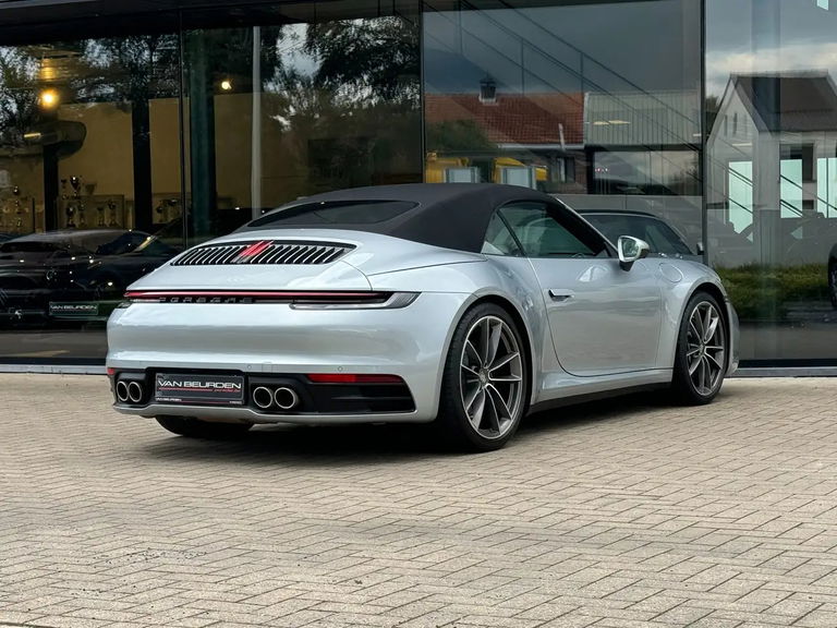 Porsche 992 Carrera 4S