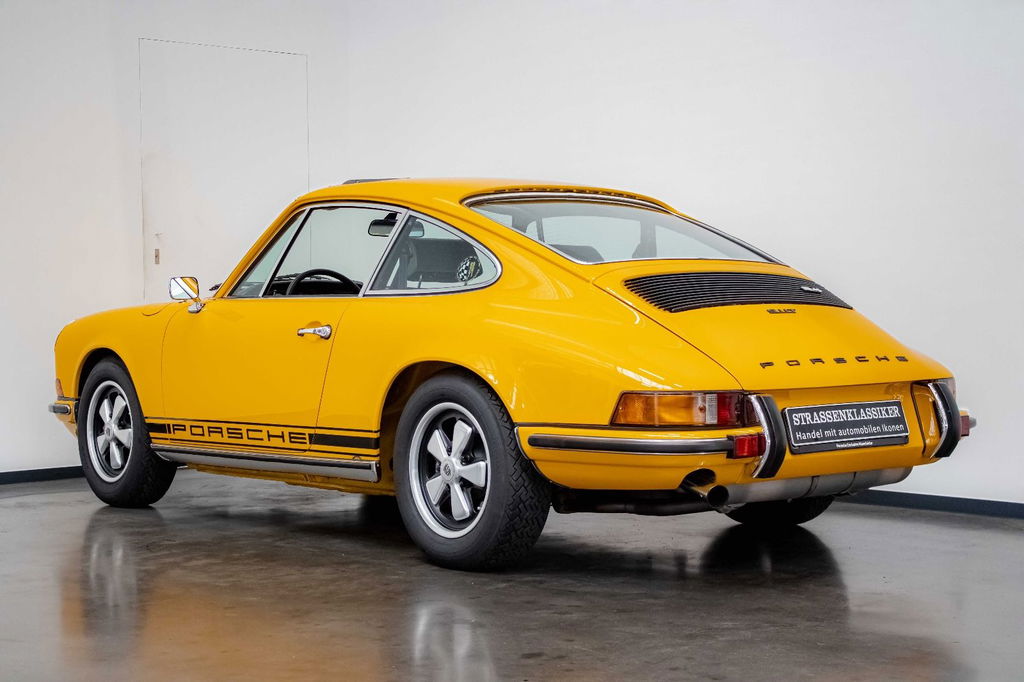 Porsche 911 T