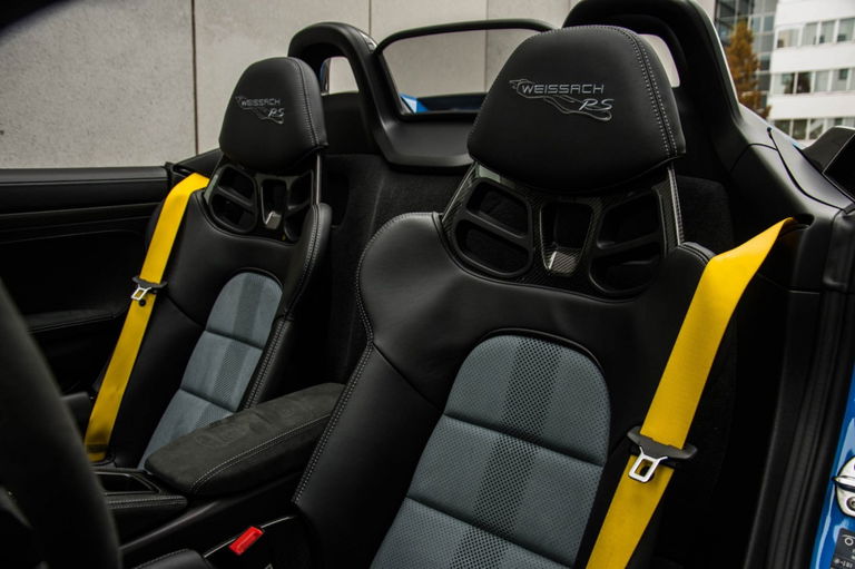 Porsche 718 Spyder RS