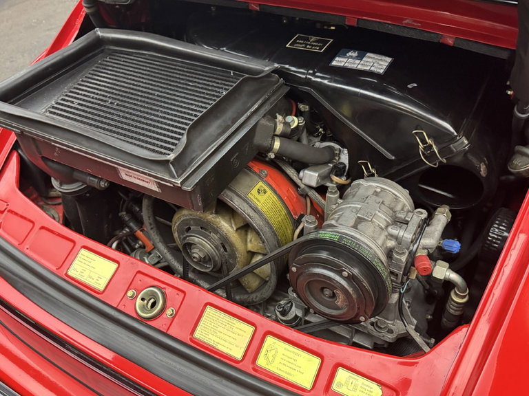 Porsche 911 Turbo 3.3