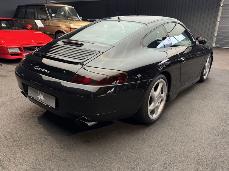 Porsche 996 Carrera