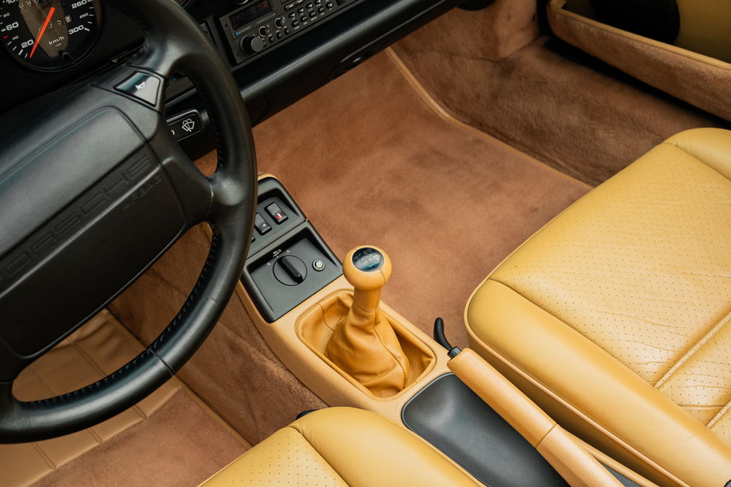 Porsche 964 Carrera 2