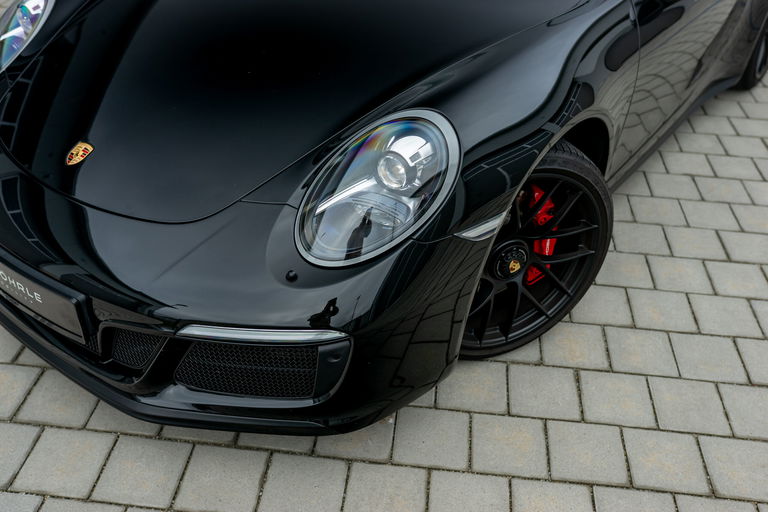Porsche 991.2 Carrera 4 GTS