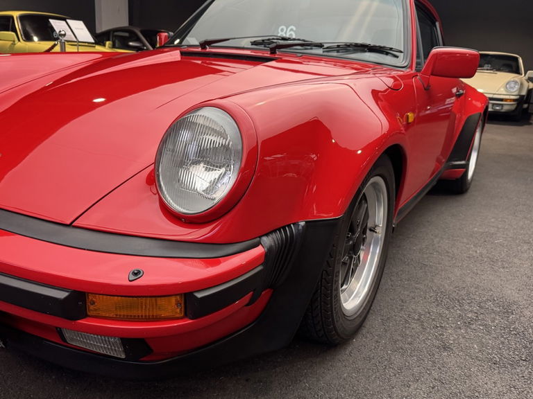 Porsche 911 Turbo 3.3