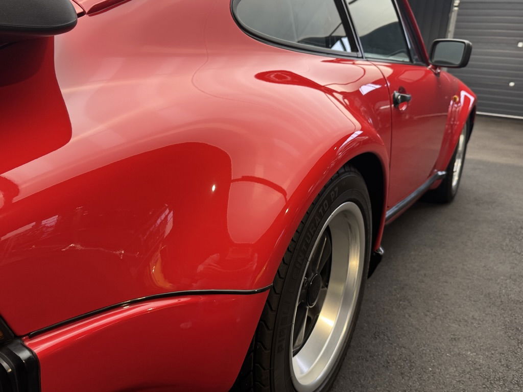 Porsche 911 Turbo 3.3