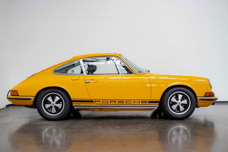 Porsche 911 T