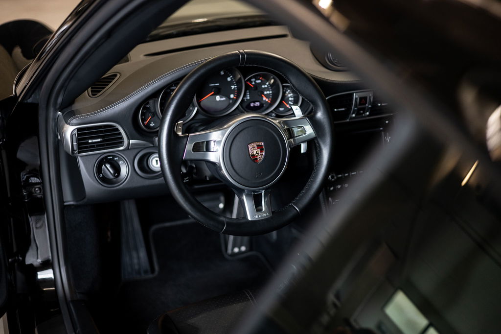 Porsche 997.2 Carrera GTS