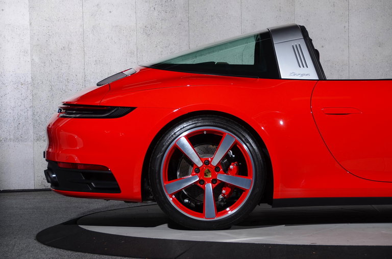 Porsche 992 Carrera 4S