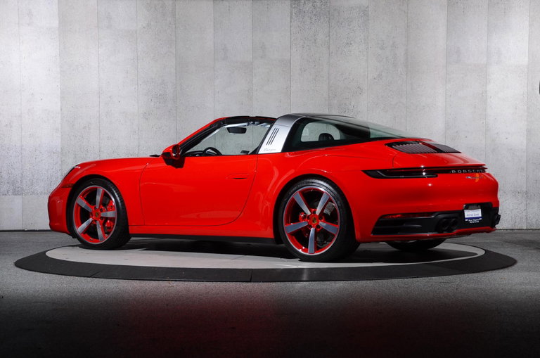 Porsche 992 Carrera 4S