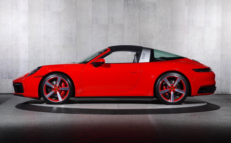 Porsche 992 Carrera 4S