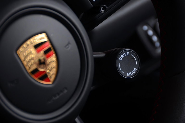 Porsche 992 Carrera 4S