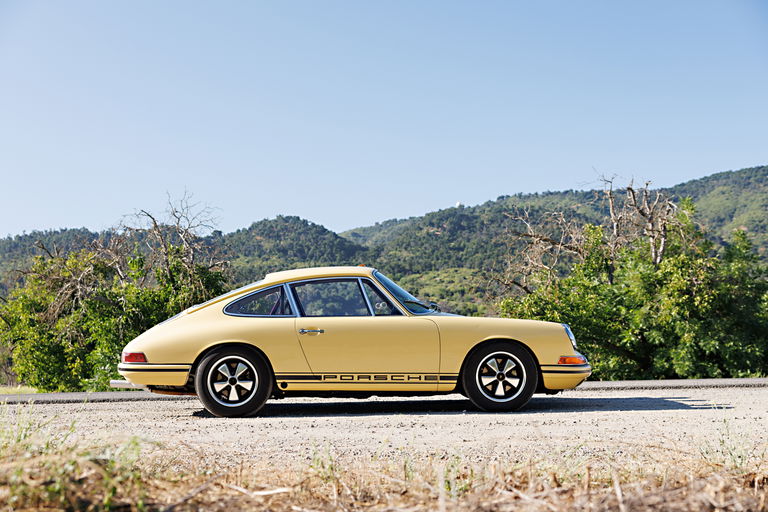 Porsche 911 S (F-Modell)