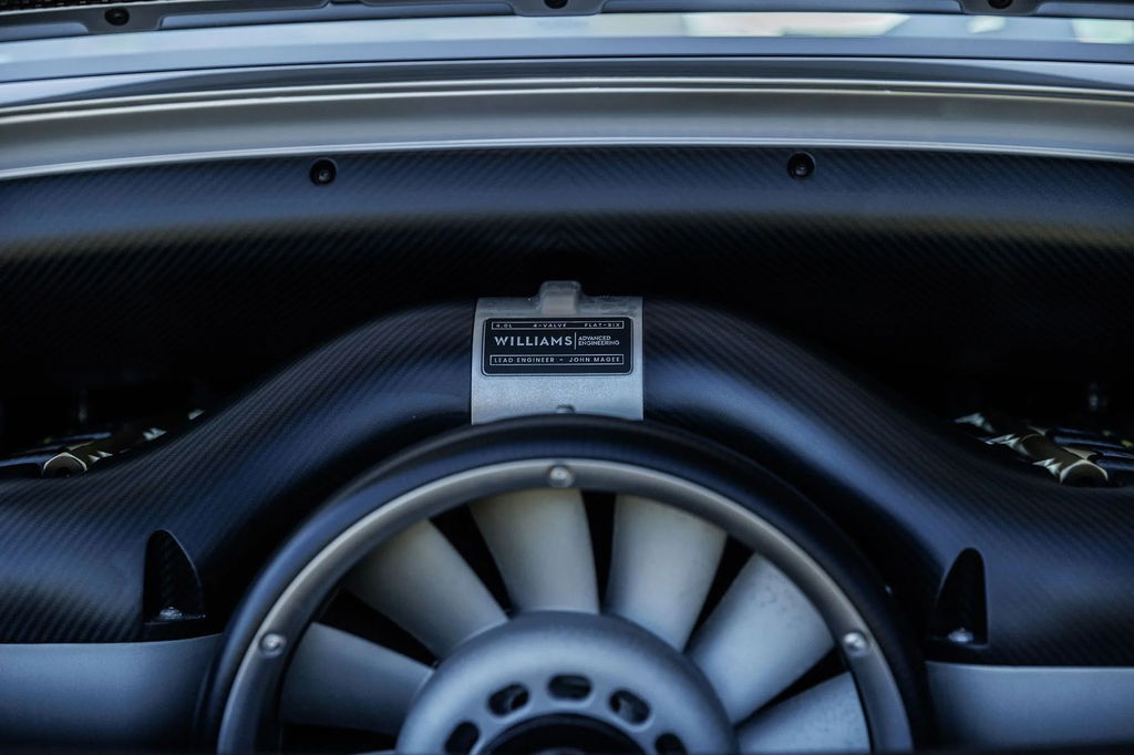 Porsche 911 Reimagined by Singer