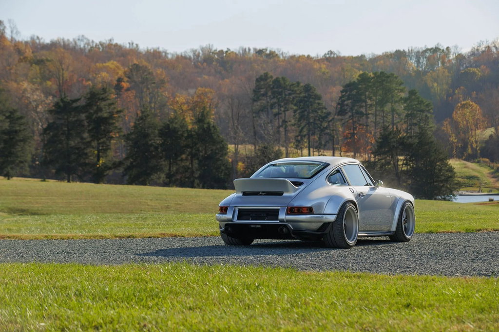 Porsche 911 Reimagined by Singer