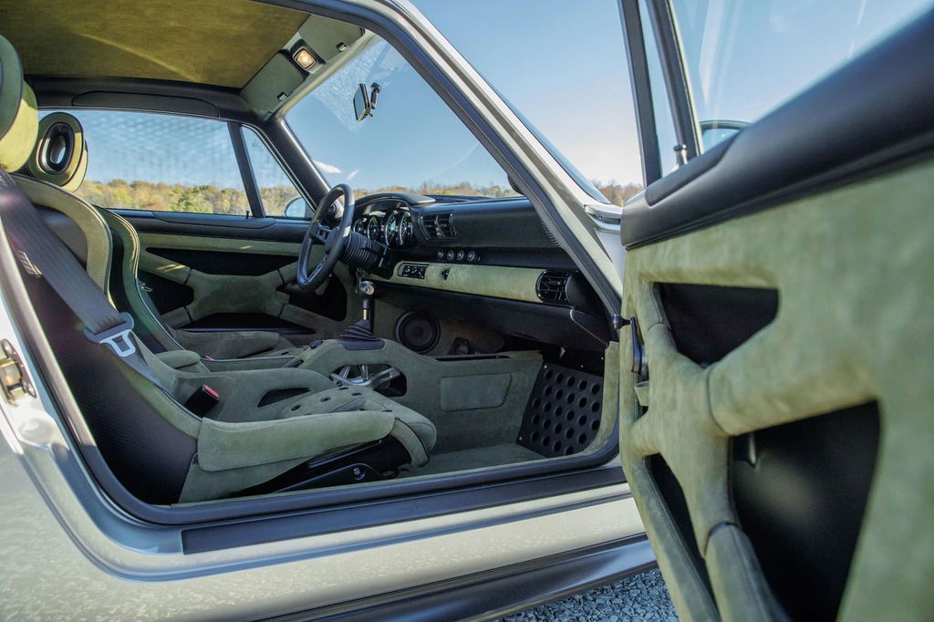 Porsche 911 Reimagined by Singer