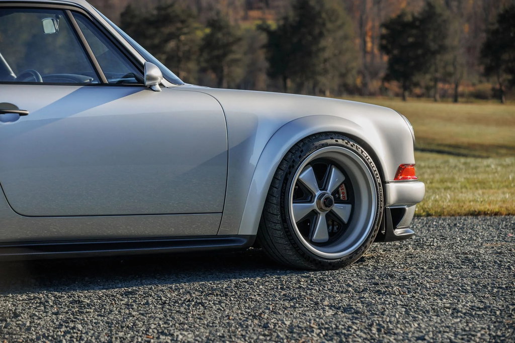 Porsche 911 Reimagined by Singer
