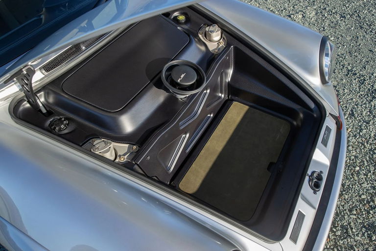 Porsche 911 Reimagined by Singer