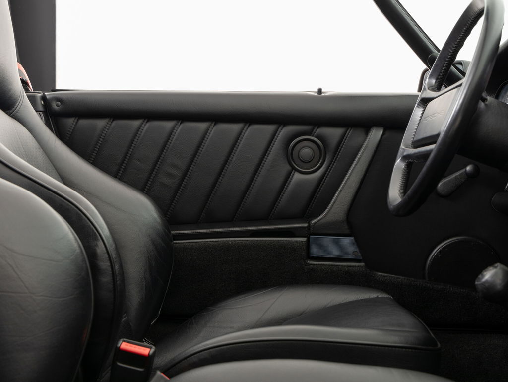 Porsche 911 Carrera 3.2 Speedster
