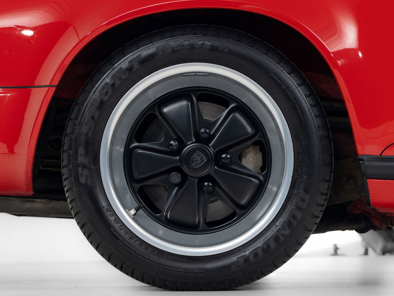 Porsche 911 Carrera 3.2 Speedster