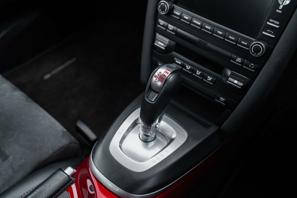 Porsche 987 Cayman R