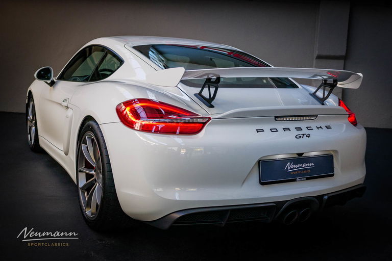 Porsche 981 Cayman GT4