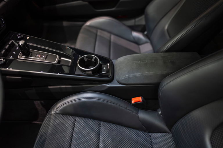 Porsche 992 Carrera T