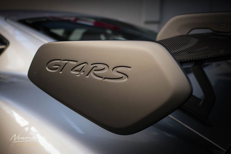 Porsche 718 Cayman GT4 RS