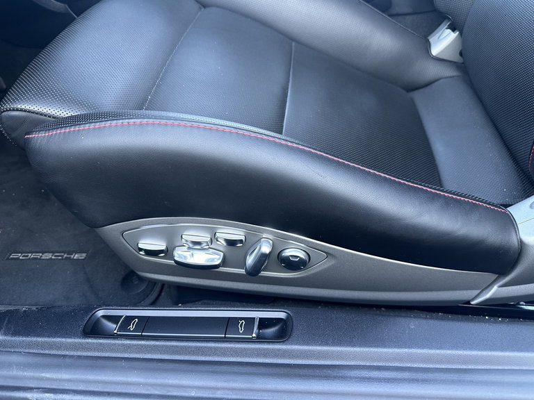 Porsche 991.2 Carrera GTS