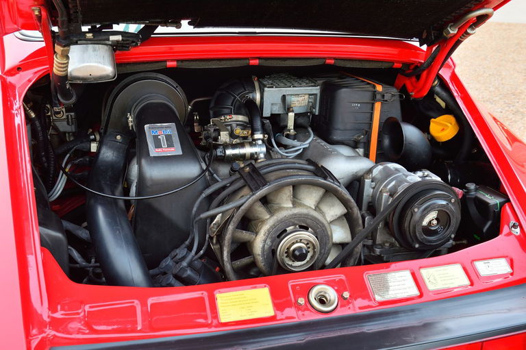 Porsche 911 Carrera 3.2