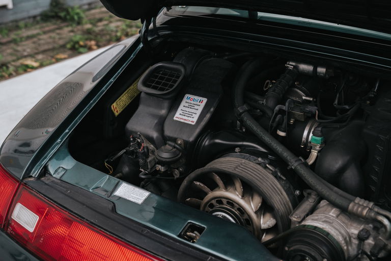 Porsche 993 Carrera 4